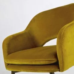 Maisons Du Monde Fauteuils Fauteuil Bas Vintage En Velours Jaune Moutarde 7 Maisons Du Monde Fauteuils Fauteuil Bas Vintage En Velours Jaune Moutarde -Chaise Soldes Magasin fauteuil bas vintage en velours jaune moutarde 1000 14 31 209828 4