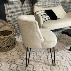 Now’s Home Fauteuils Fauteuil En Velours Matelassé écru Pieds En Métal Noir -Chaise Soldes Magasin fauteuil en velours matelasse ecru pieds en metal noir 3