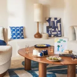 Maisons Du Monde Fauteuils Fauteuil Imitation Fourrure écrue Et Pieds En Bois De Chêne -Chaise Soldes Magasin fauteuil imitation fourrure ecrue et pieds en bois de chene 1000 11 10 219770 5