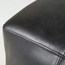 Maisons Du Monde Poufs Pouf En Cuir De Buffle Noir -Chaise Soldes Magasin pouf en cuir de buffle noir 1000 8 37 190646 3